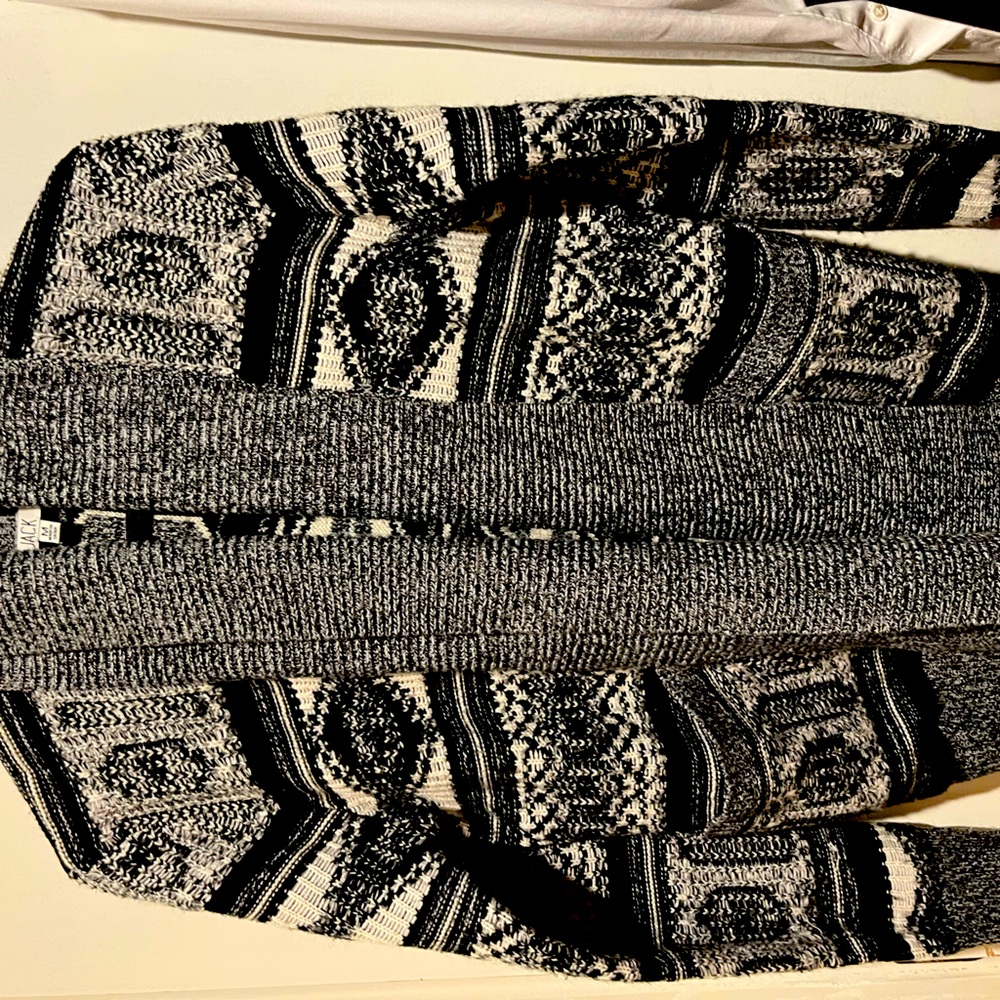 Fun cardigan, excellent condition